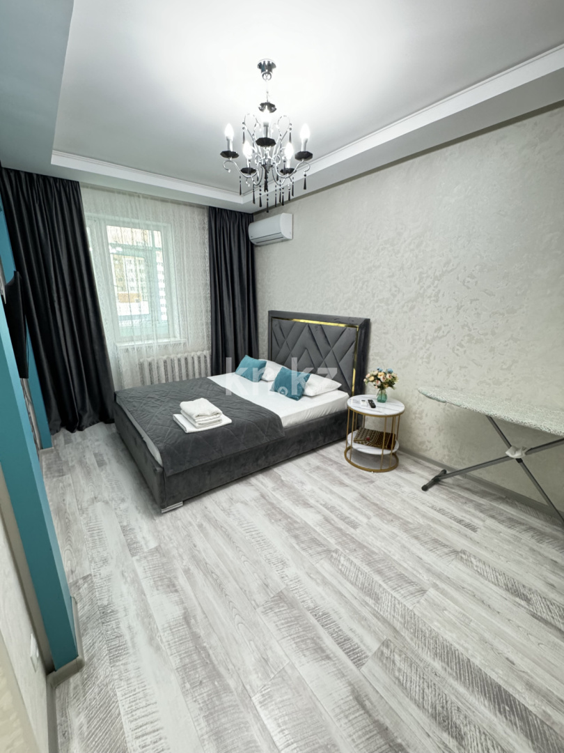 Аренда 1-комнатной квартиры посуточно, 40 м², ул. Керей, Жанибек хандар, дом  12/1 - пр. Кабанбай батыра в Астане - фото 16