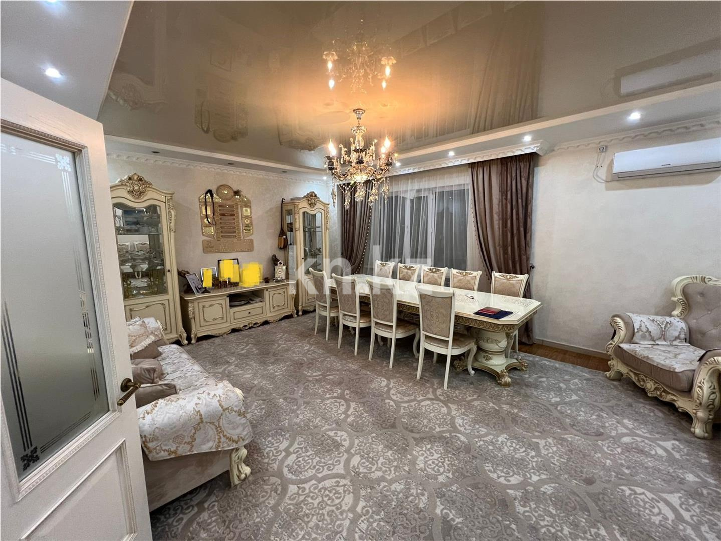 Продажа 3-комнатной квартиры, 105 м², пр. Республики - Продажа  трехкомнатных квартир в Караганде фото 1 из 17