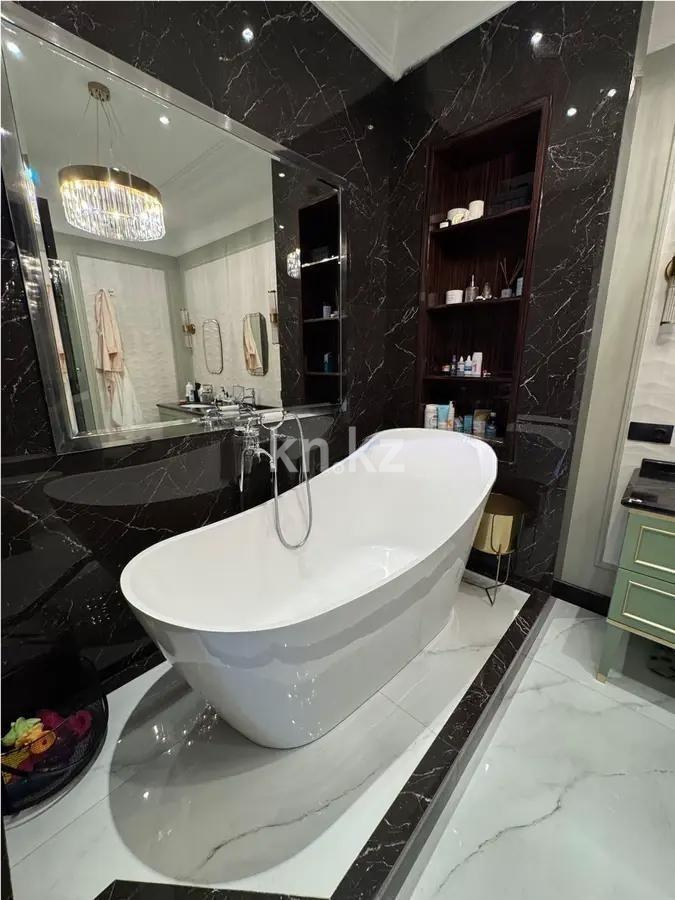 Продажа 4-комнатной квартиры, 220 м², ул. Омаровой, дом  27 - Продажа  четырехкомнатных квартир в новостройках Алматы фото 5 из 7