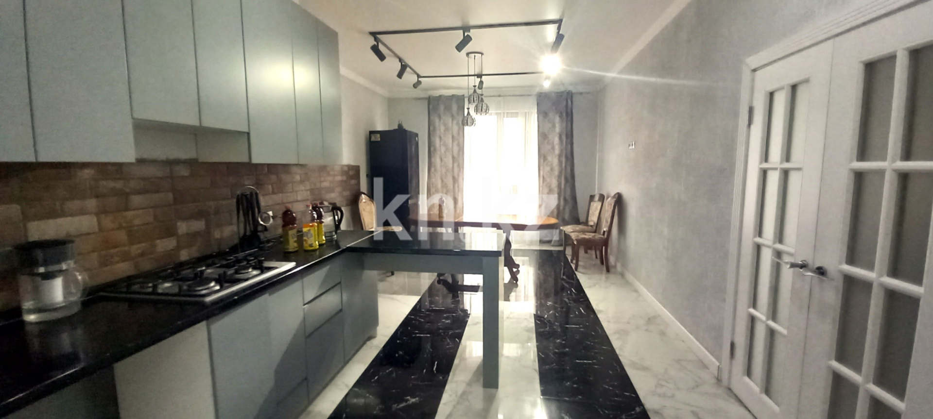 Продажа 5-комнатного дома, 180 м², ул. Апорт - Продажа домов, коттеджей в Алматы фото 7 из 13