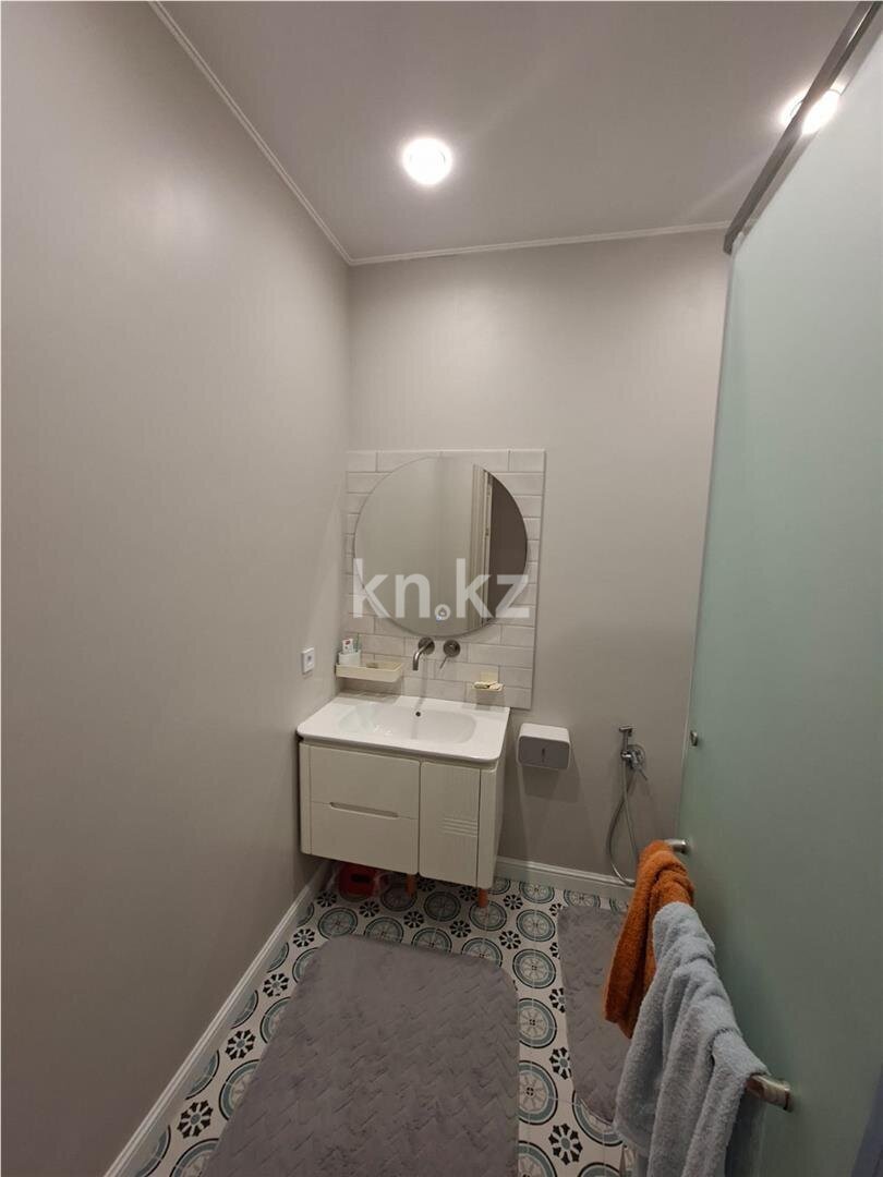 Продажа 4-комнатной квартиры, 110 м² в Караганде - фото 16