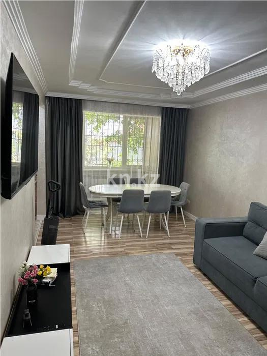 Продажа 3-комнатной квартиры, 60 м², мкр-н 8, дом  41 - Продажа  трехкомнатных квартир в Алматы без посредников фото 1 из 5