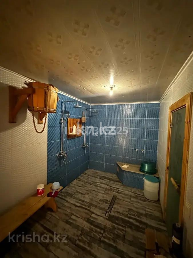 Продажа 6-комнатного дома, 362 м², ул. Жандарбековой - Продажа домов, коттеджей в Караганде фото 13 из 14