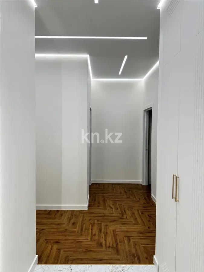 Продажа 3-комнатной квартиры, 100 м², пр. Улы Дала, дом  27 в Астане - фото 9