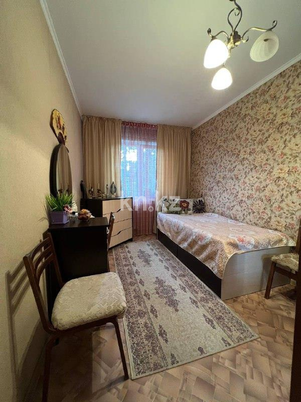 Продажа 4-комнатной квартиры, 61 м², мкр-н 17, дом  39 в Караганде - фото 5