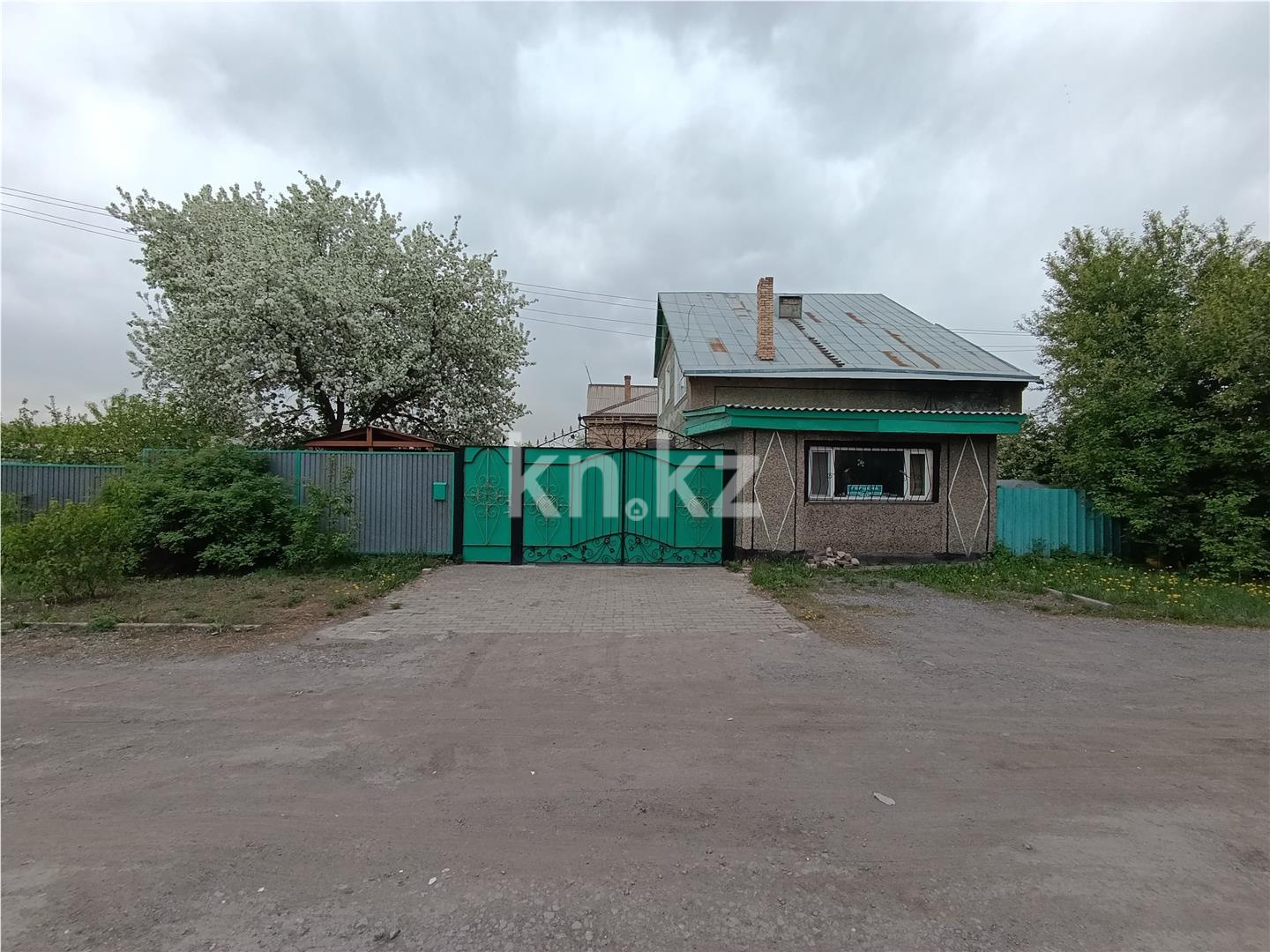 Продажа 5-комнатного дома, 212 м², ул. Герцена, дом  60 - Продажа домов, коттеджей в Караганде с фото фото 1 из 26