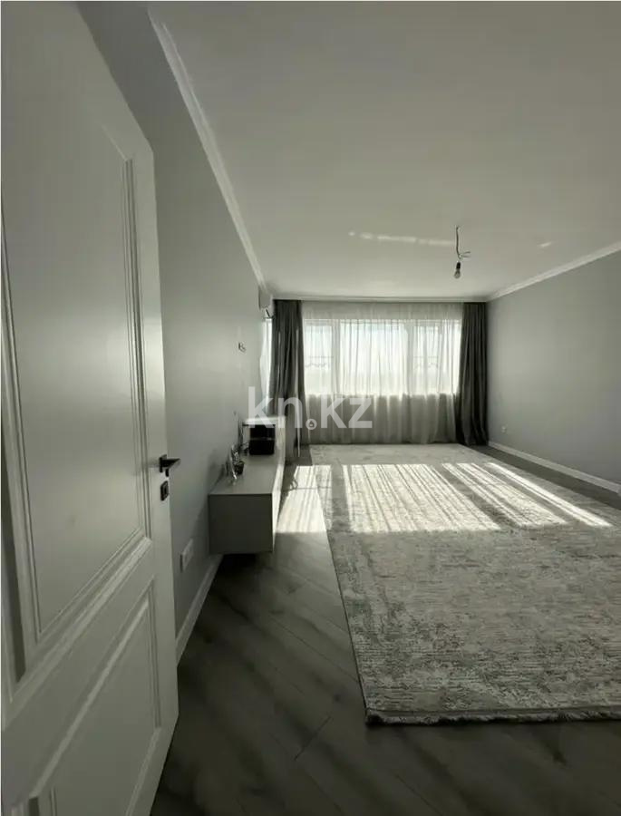 Продажа 2-комнатной квартиры, 83 м², мкр-н Аксай-3б, дом  30а - Продажа квартир в Казахстане фото 1 из 5