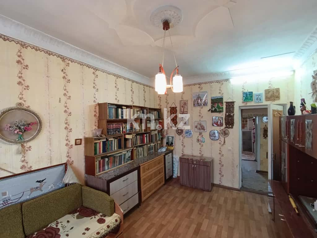 Продажа 2-комнатной квартиры, 47 м², ул. Дружбы, дом  117 - Продажа квартир в Караганде фото 2 из 13