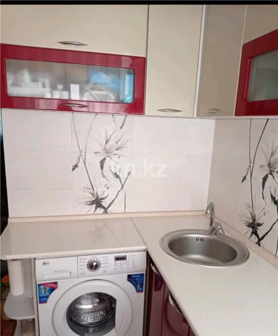 Продажа 3-комнатной квартиры, 63 м², мкр-н Восток-2 в Караганде - фото 7