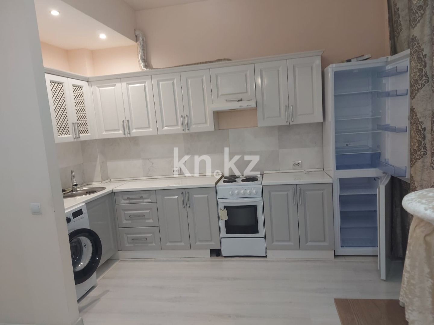 Аренда 1-комнатной квартиры, 41 м² - Аренда квартир помесячно в Астане в р-не Есиль - страница 2 фото 1 из 8