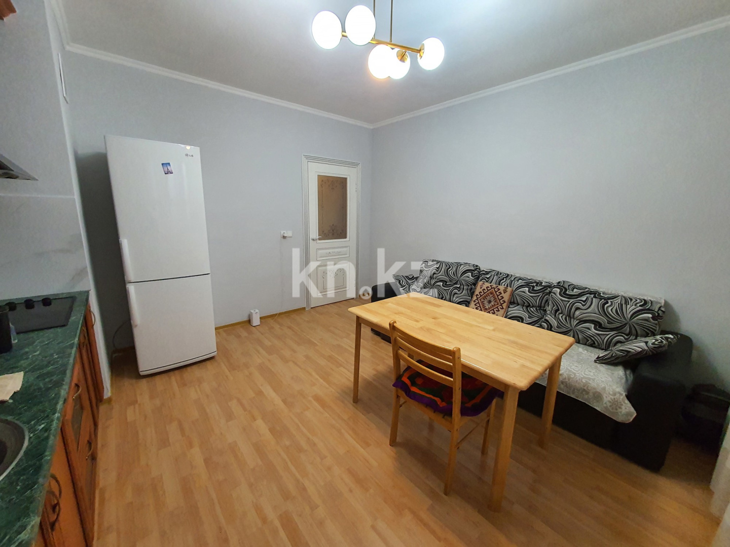 Продажа 1-комнатной квартиры, 49.4 м² в Алматы - фото 5