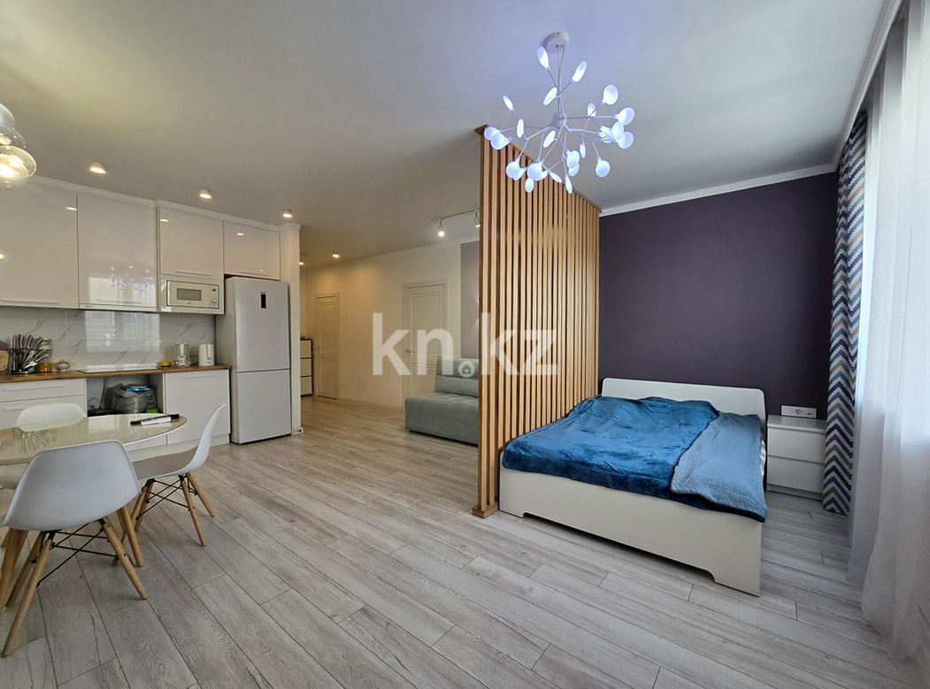 Продажа 2-комнатной квартиры, 65 м², ул. Толе би, дом  286\1 в Алматы - фото 9