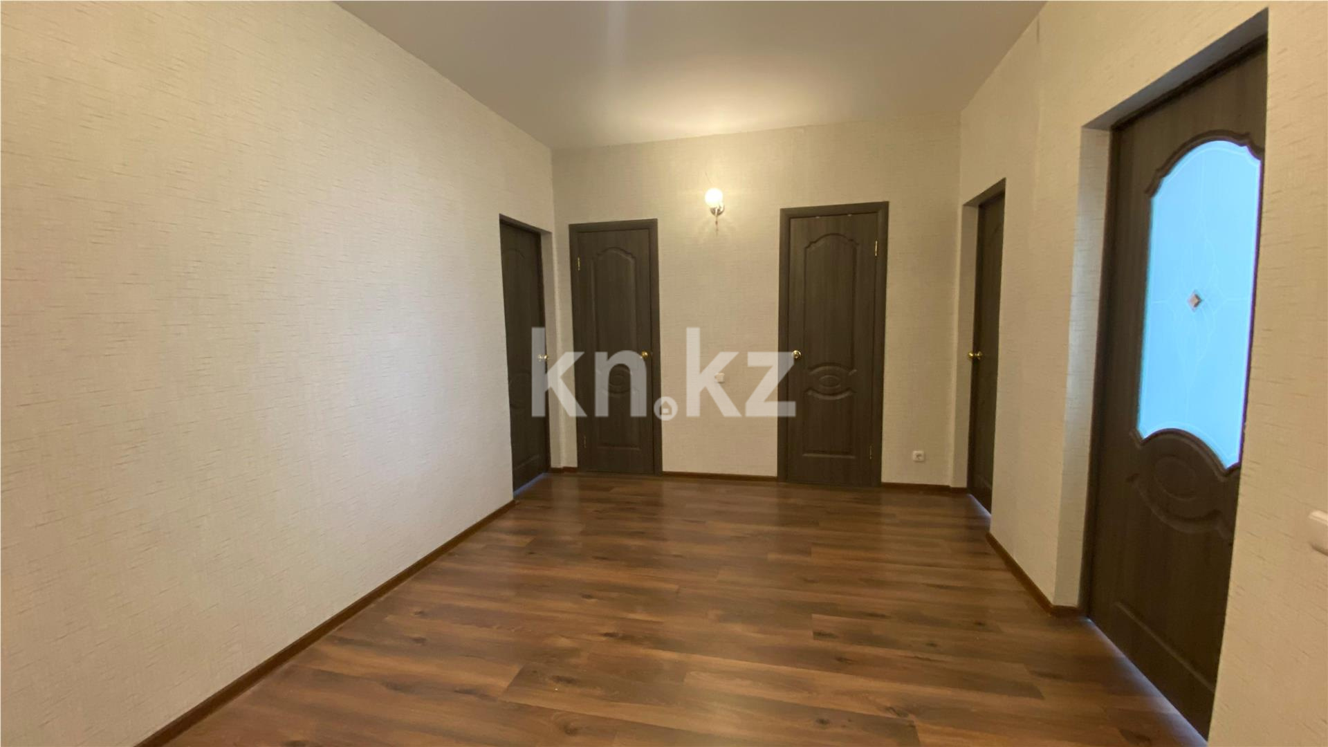 Продажа 3-комнатной квартиры, 91 м², пр. Шахтеров - Продажа  трехкомнатных квартир в Караганде фото 14 из 15