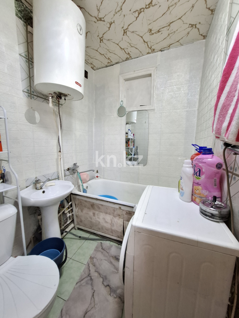 Продажа 2-комнатной квартиры, 42.6 м², мкр-н 16, дом  2а - Продажа квартир в Караганде фото 8 из 14