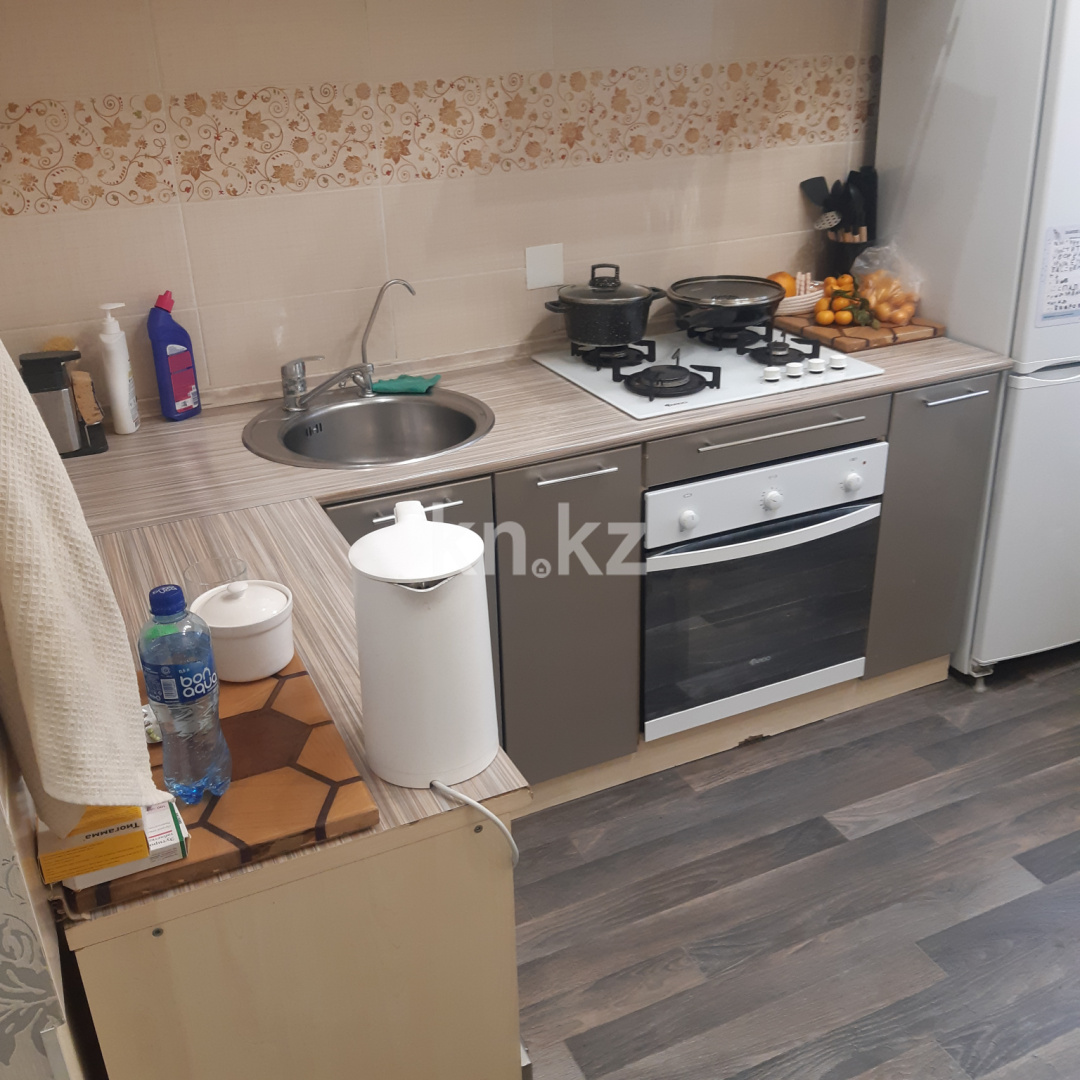 Продажа 2-комнатной квартиры, 56 м², ул. Сарсекова, дом  55 в Караганде - фото 8