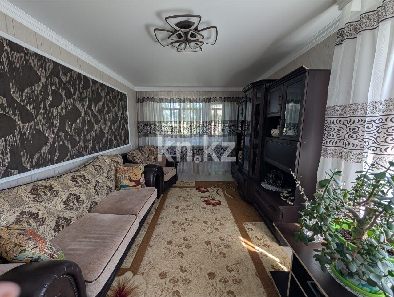 Продажа 3-комнатной квартиры, 62 м² в Караганде