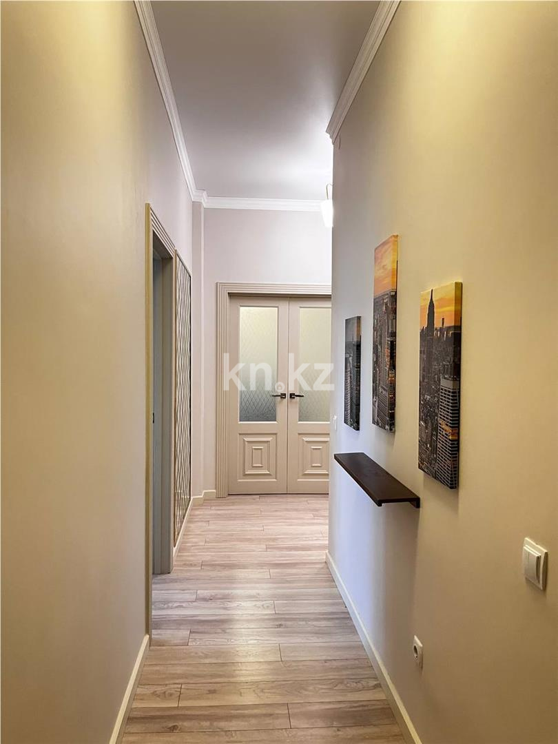 Продажа 3-комнатной квартиры, 68 м², ул. Дюсембекова - Продажа и аренда недвижимости в Караганде фото 35 из 52