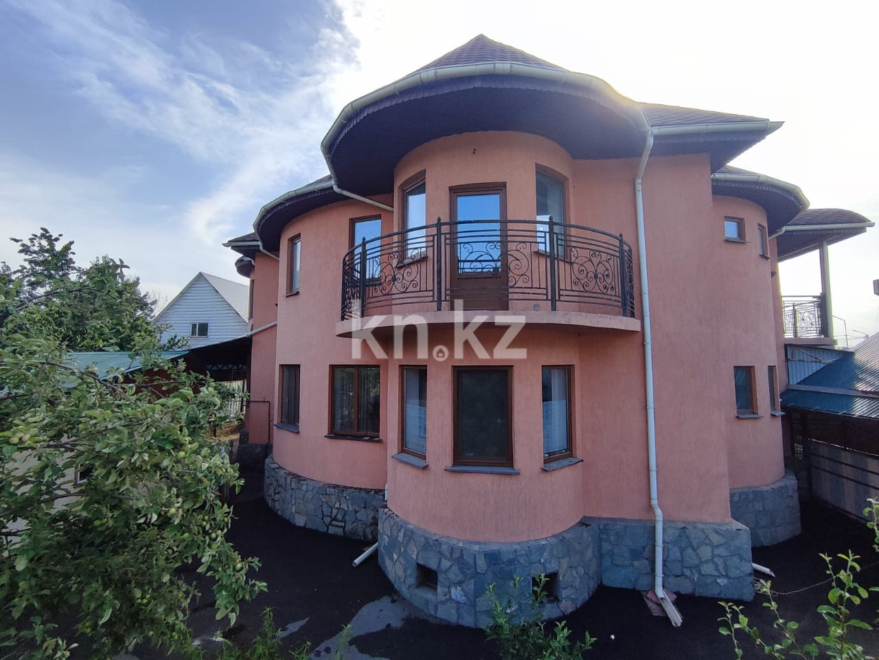 Продажа 10-комнатного дома, 680 м² - Продажа недвижимости в Казахстане - страница 16 фото 1 из 10