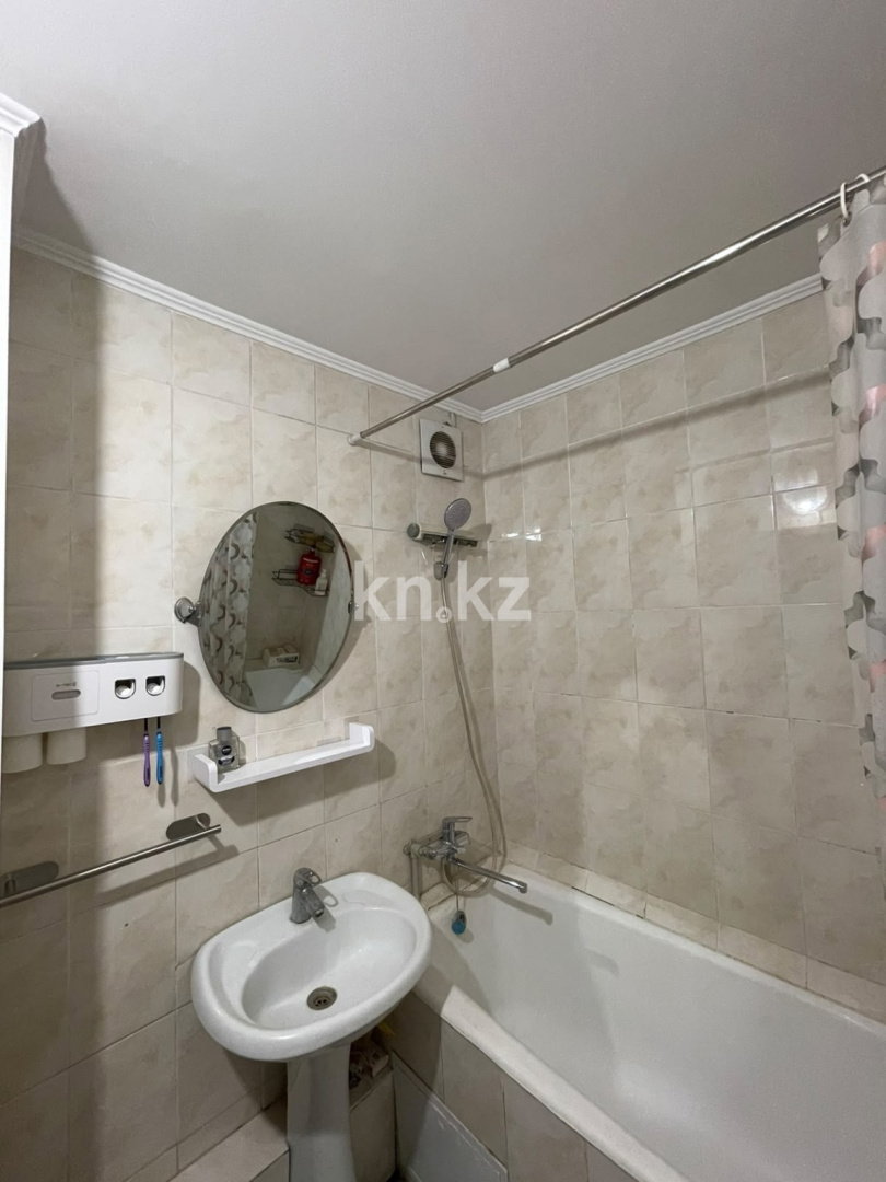 Продажа 3-комнатной квартиры, 70 м² в Алматы - фото 20