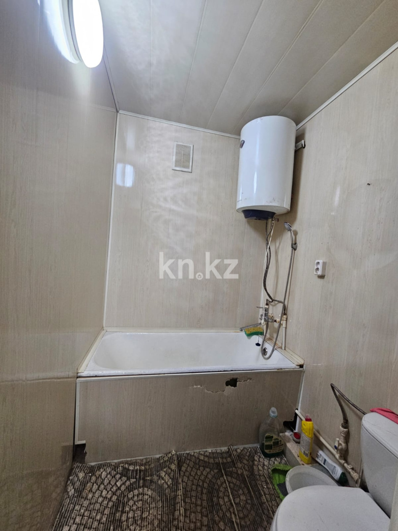Продажа 2-комнатной квартиры, 45 м², ул. Ержанова, дом  45 - Продажа квартир в Карагандинской области фото 14 из 15