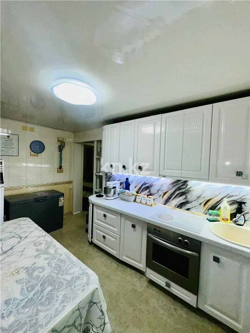 Продажа 3-комнатной квартиры, 64 м² - Продажа трехкомнатных квартир в Караганде фото 2 из 21