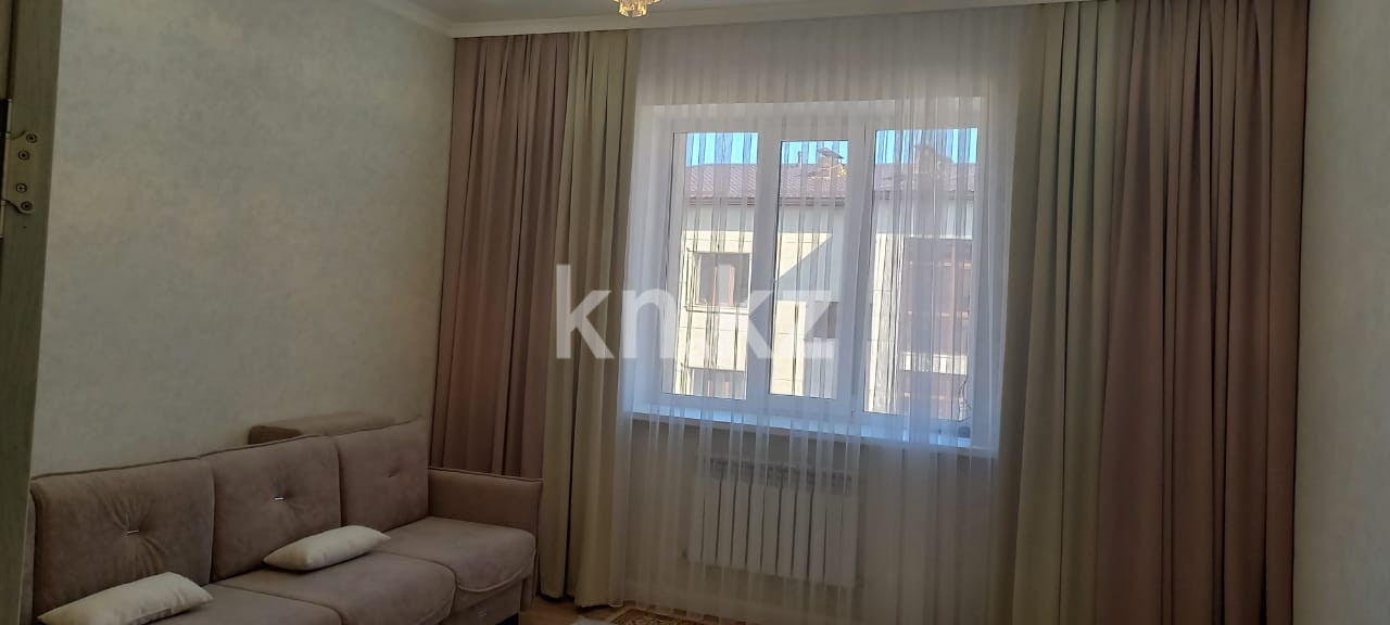 Продажа 3-комнатной квартиры, 81 м², ул. Муканова, дом  43/21 в Караганде - фото 6