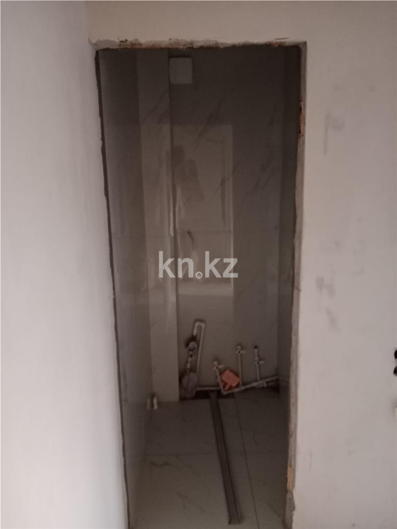 Продажа 2-комнатной квартиры, 65 м², пр. Момышулы в Темиртау - фото 11