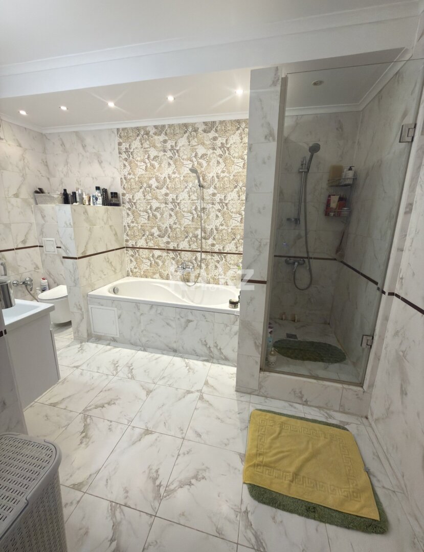 Продажа 3-комнатной квартиры, 121 м² в Караганде - фото 16