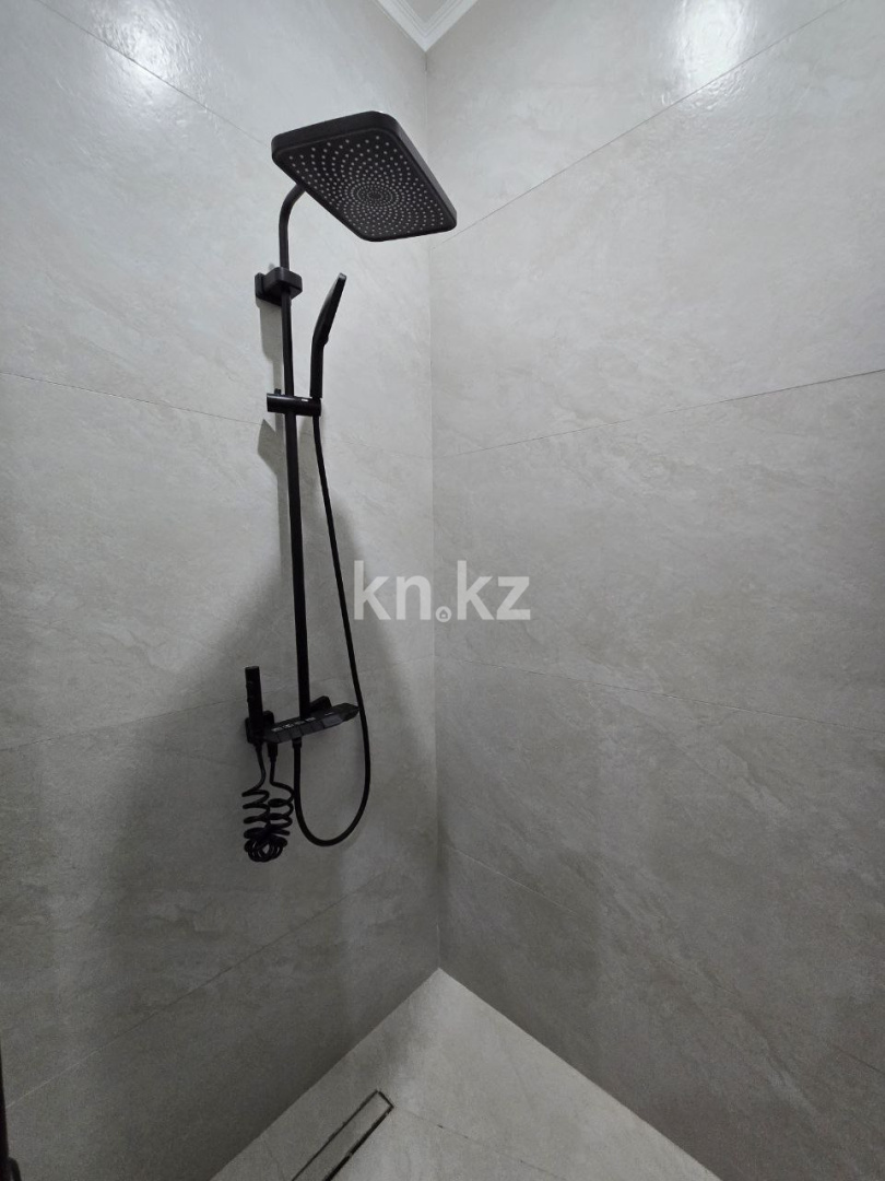 Продажа 2-комнатной квартиры, 51.8 м² в Алматы - фото 24