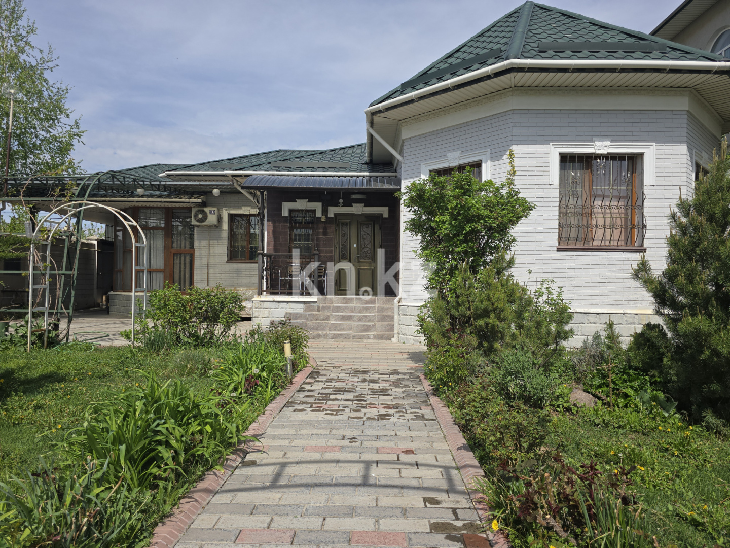 Продажа 6-комнатного дома, 216 м² - Продажа домов, коттеджей в Шымкенте фото 2 из 22