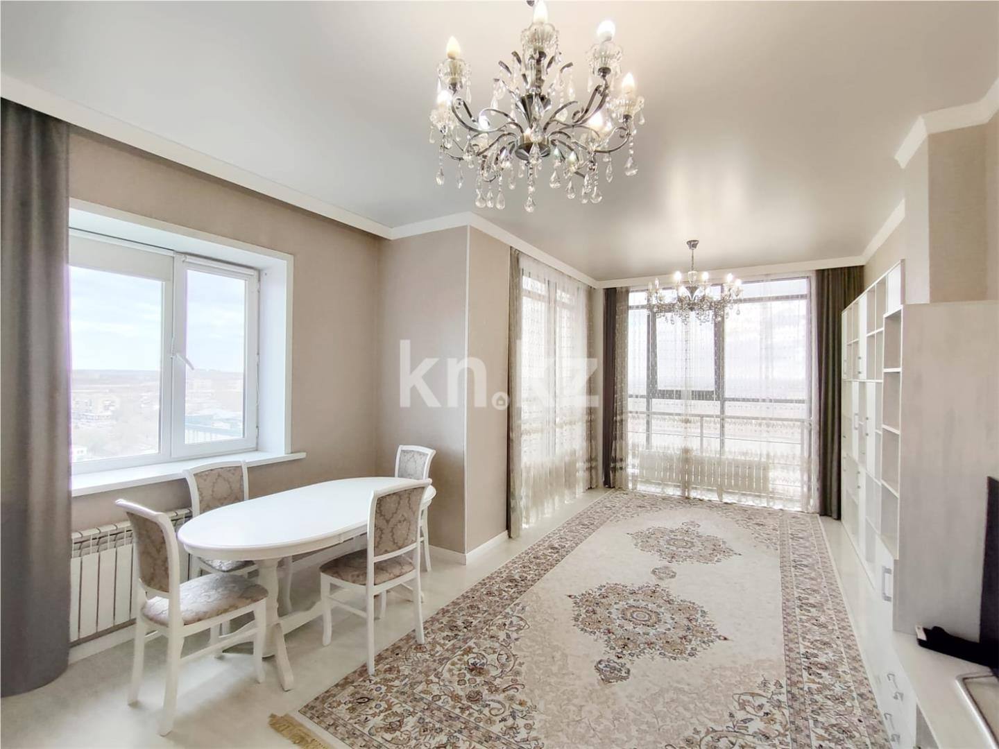 Продажа 2-комнатной квартиры, 60 м², ул. Ержанова в Караганде