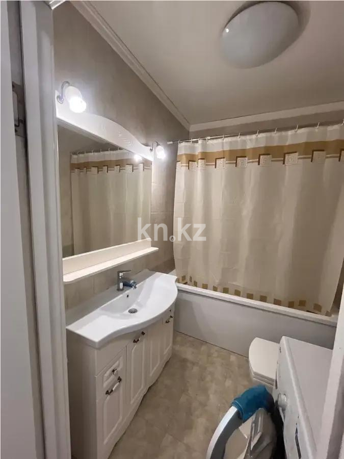 Продажа 2-комнатной квартиры, 67 м², ул. Толе би, дом  286/5 в Алматы - фото 4