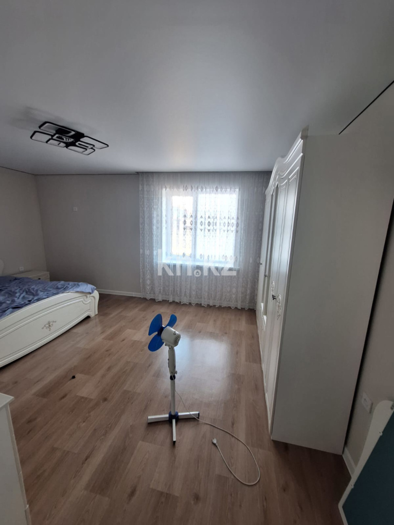 Продажа 7-комнатного дома, 325 м², ул. Сералина, дом  39 - Продажа домов, коттеджей в Казахстане фото 1 из 15