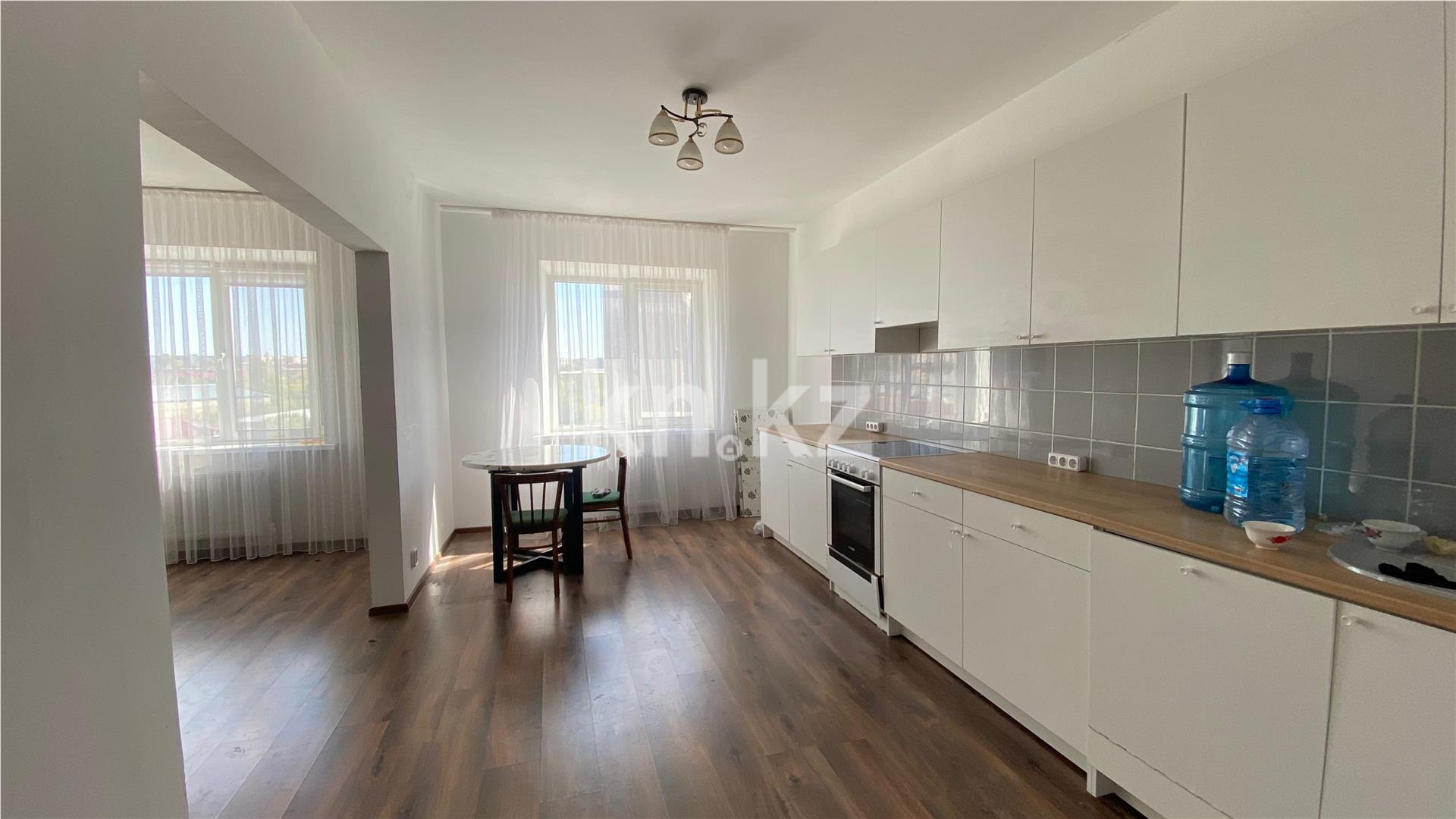 Продажа 3-комнатной квартиры, 91 м², пр. Шахтеров - Продажа  трехкомнатных квартир в Караганде фото 7 из 15