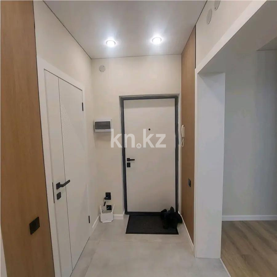 Продажа 1-комнатной квартиры, 35 м², ул. Е-652, дом  18 в Астане - фото 4