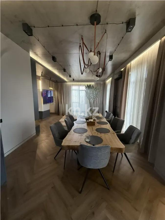 Продажа 4-комнатной квартиры, 157 м², ул. Аманжолова, дом  14/1 - Продажа  четырехкомнатных квартир в Караганде без посредников фото 8 из 11