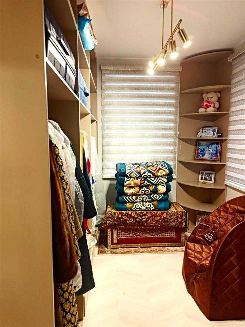 Продажа 9-комнатного дома, 450 м², мкр-н Алтын Арка - Продажа домов, коттеджей в Караганде фото 18 из 30