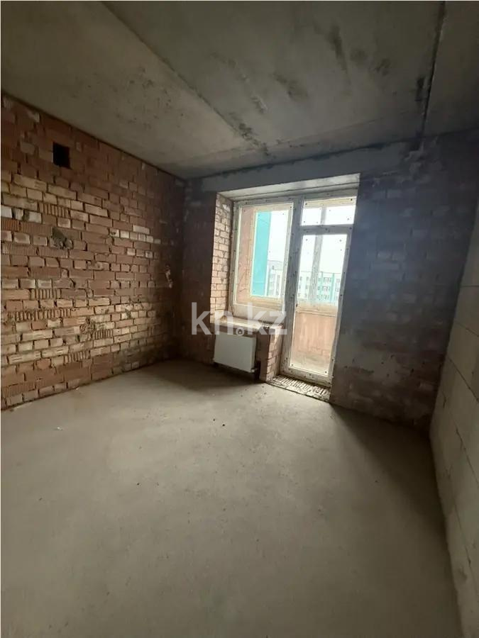 Продажа 2-комнатной квартиры, 38 м², ул. Тынышбайулы, дом  6 стр в Астане - фото 2