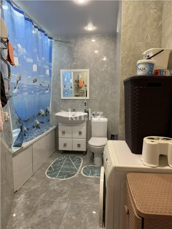 Продажа 2-комнатной квартиры, 65 м², пр. Тлендиева, дом  15/1 в Астане - фото 4