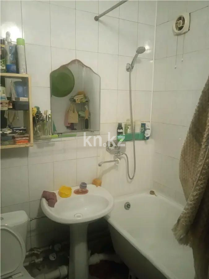 Продажа 2-комнатной квартиры, 43 м², мкр-н 12, дом  4 в Алматы - фото 3