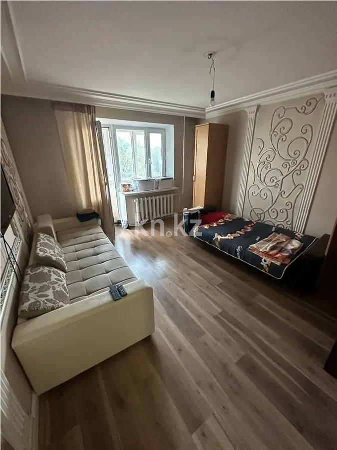 Продажа 3-комнатной квартиры, 63 м², ул. Есенберлина, дом  16/1 - Продажа  трехкомнатных квартир в Астане без посредников с фото фото 1 из 5
