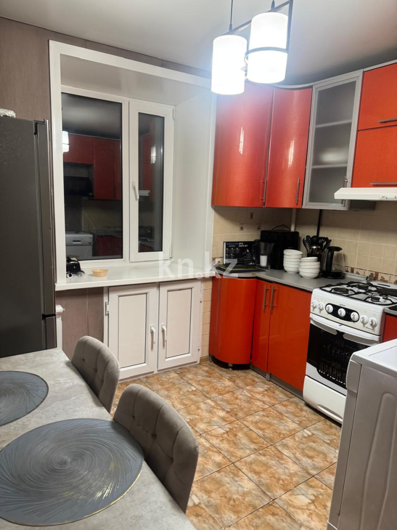 Аренда 3-комнатной квартиры, 59 м² - Аренда квартир помесячно в Караганде фото 4 из 12