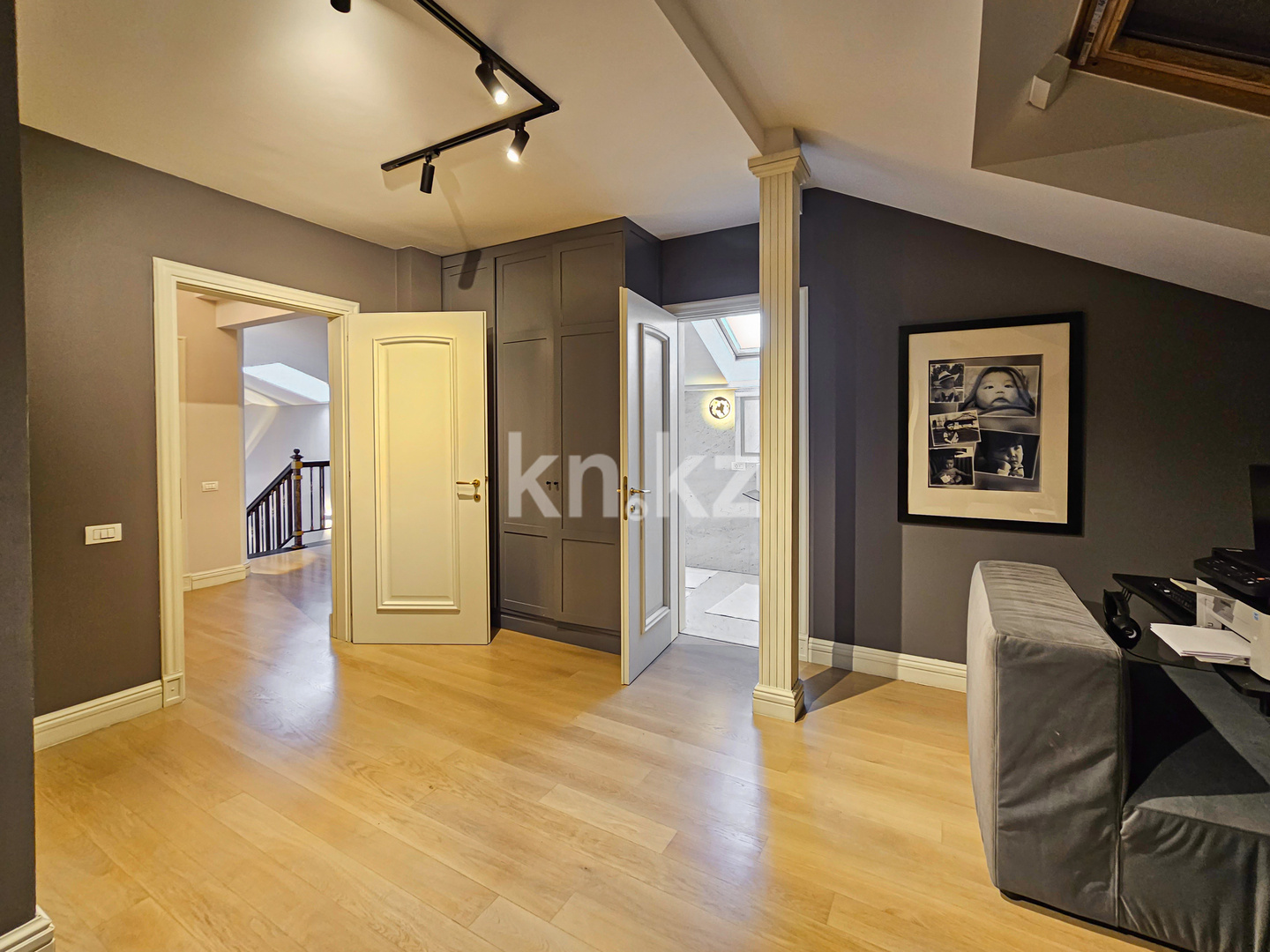 Аренда 6-комнатного дома, 540 м² - Аренда недвижимости в Алматы фото 6 из 40