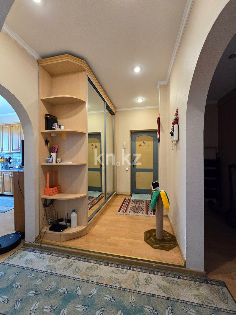 Продажа 4-комнатной квартиры, 60 м², Орбита-2 мкр-н, дом  11 - Продажа действующего бизнеса в Карагандинской области фото 24 из 28