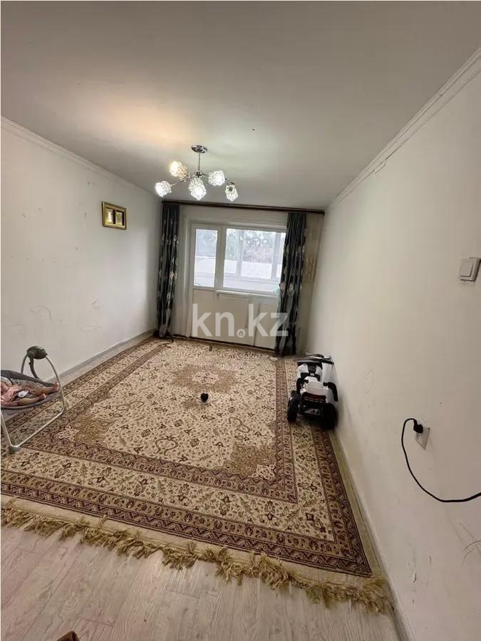 Продажа 3-комнатной квартиры, 62 м², мкр-н 14, дом  38 - Продажа  трехкомнатных квартир в Караганде без посредников фото 1 из 4