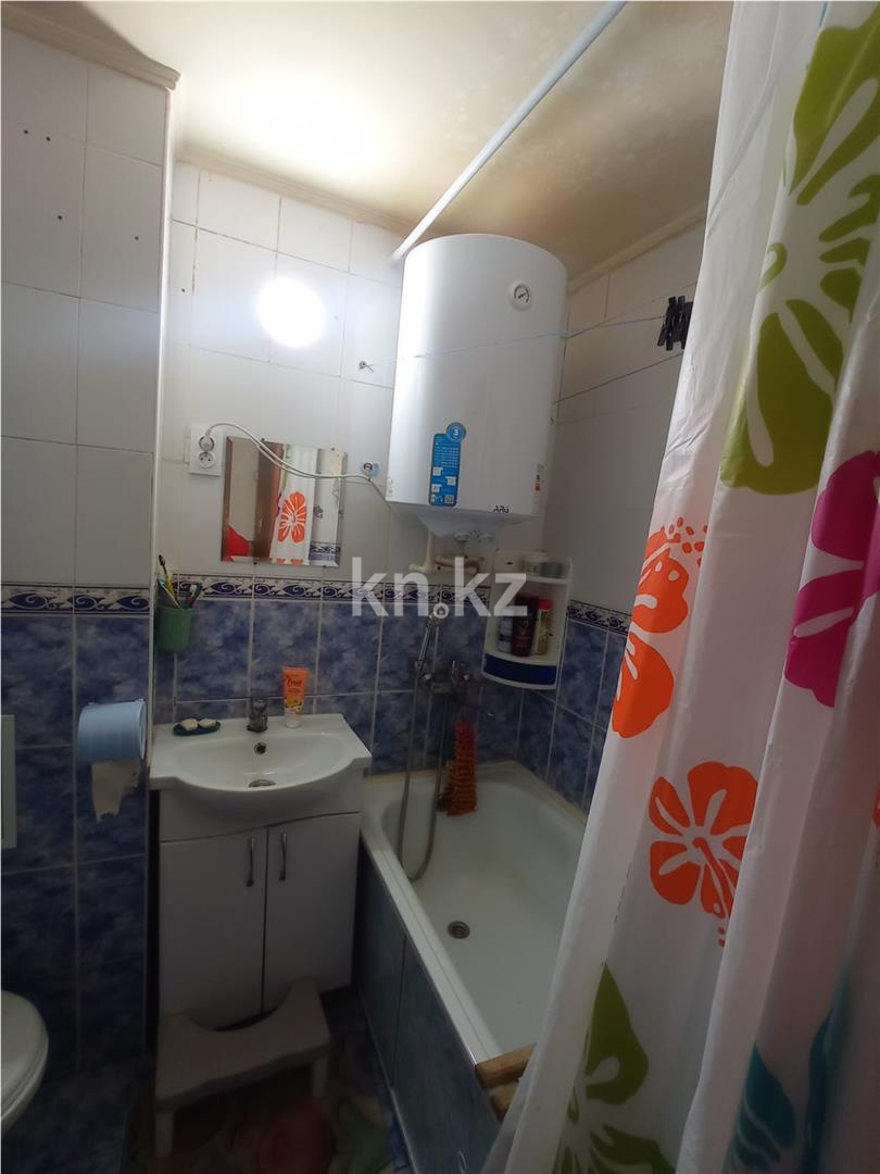 Продажа 2-комнатной квартиры, 45.4 м², мкр-н 21 в Караганде - фото 7