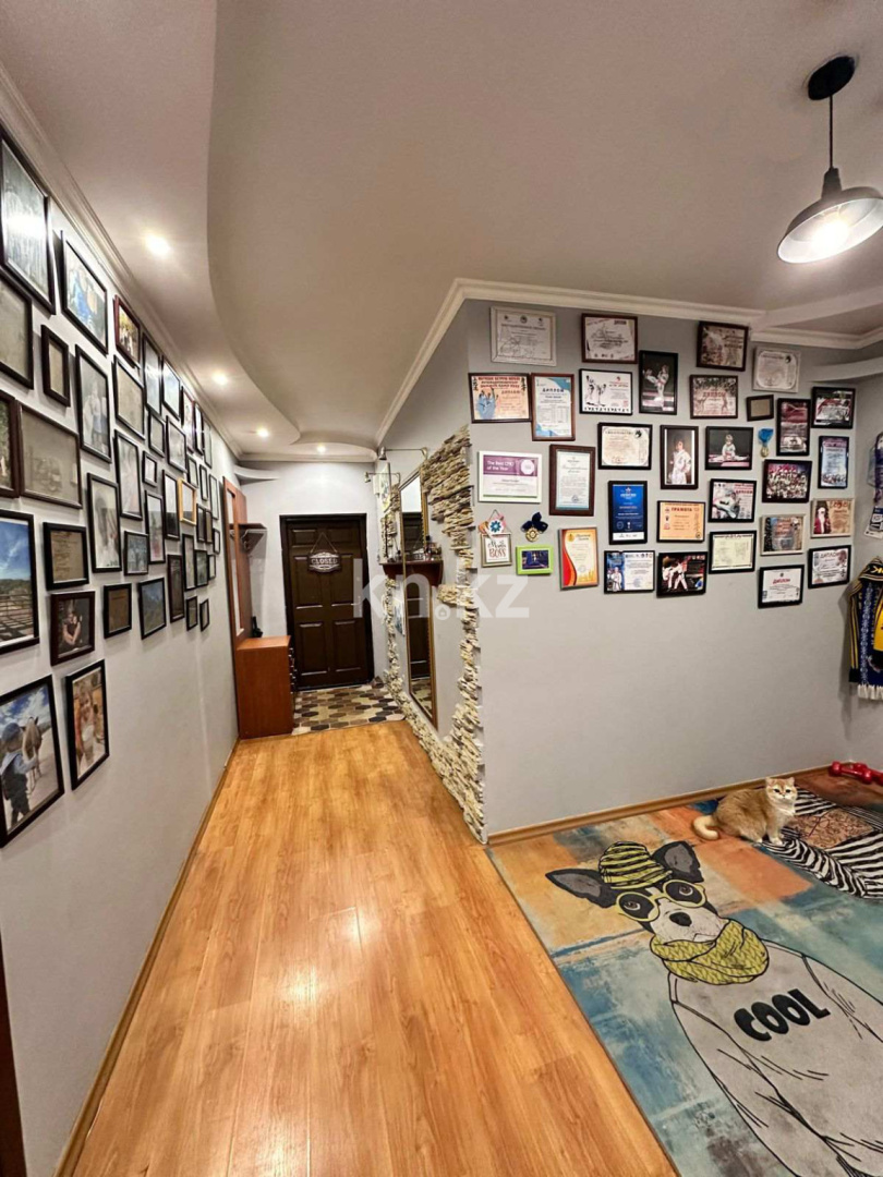 Продажа 3-комнатной квартиры, 67 м², ул. Сатпаева в Алматы - фото 2