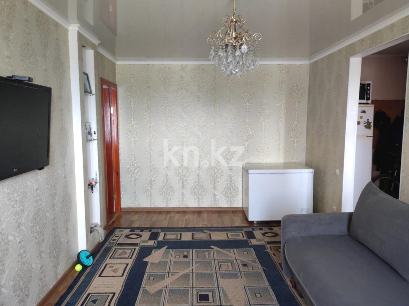 Продажа 2-комнатной квартиры, 47 м², ул. Ержанова в Караганде - фото 2