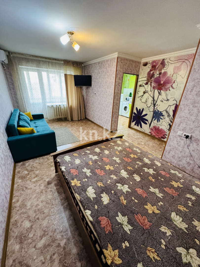 Аренда 1-комнатной квартиры посуточно, 30 м², пр. Назарбаева, дом  40 - Аренда квартир посуточно в Усть-Каменогорске фото 4 из 8