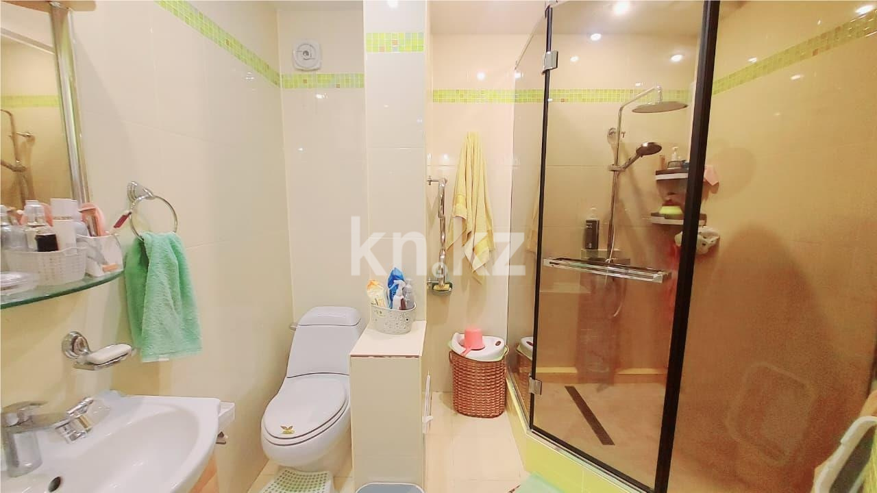 Продажа 4-комнатной квартиры, 76 м² в Караганде - фото 11